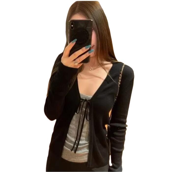 Crop Cardigan Vintage - Женский тонкий вязаный кардиган с длинными
