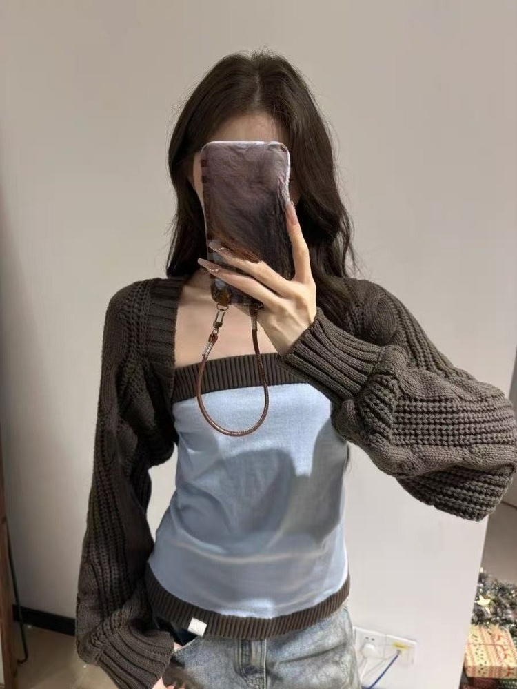 Crop Cardigan Vintage - Комплект из двух предметов в стиле