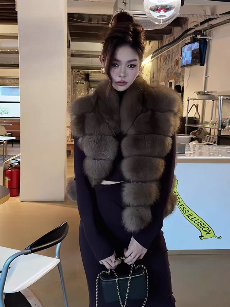 Vintage Fashion Jacket - Экологичная плюшевая куртка в женском стиле: