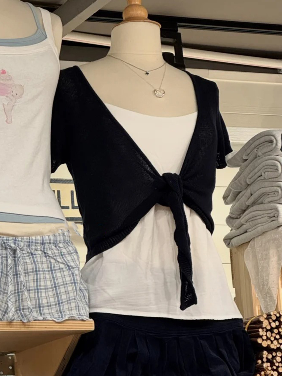 Crop Cardigan Vintage - Черный укороченный кардиган на шнуровке для