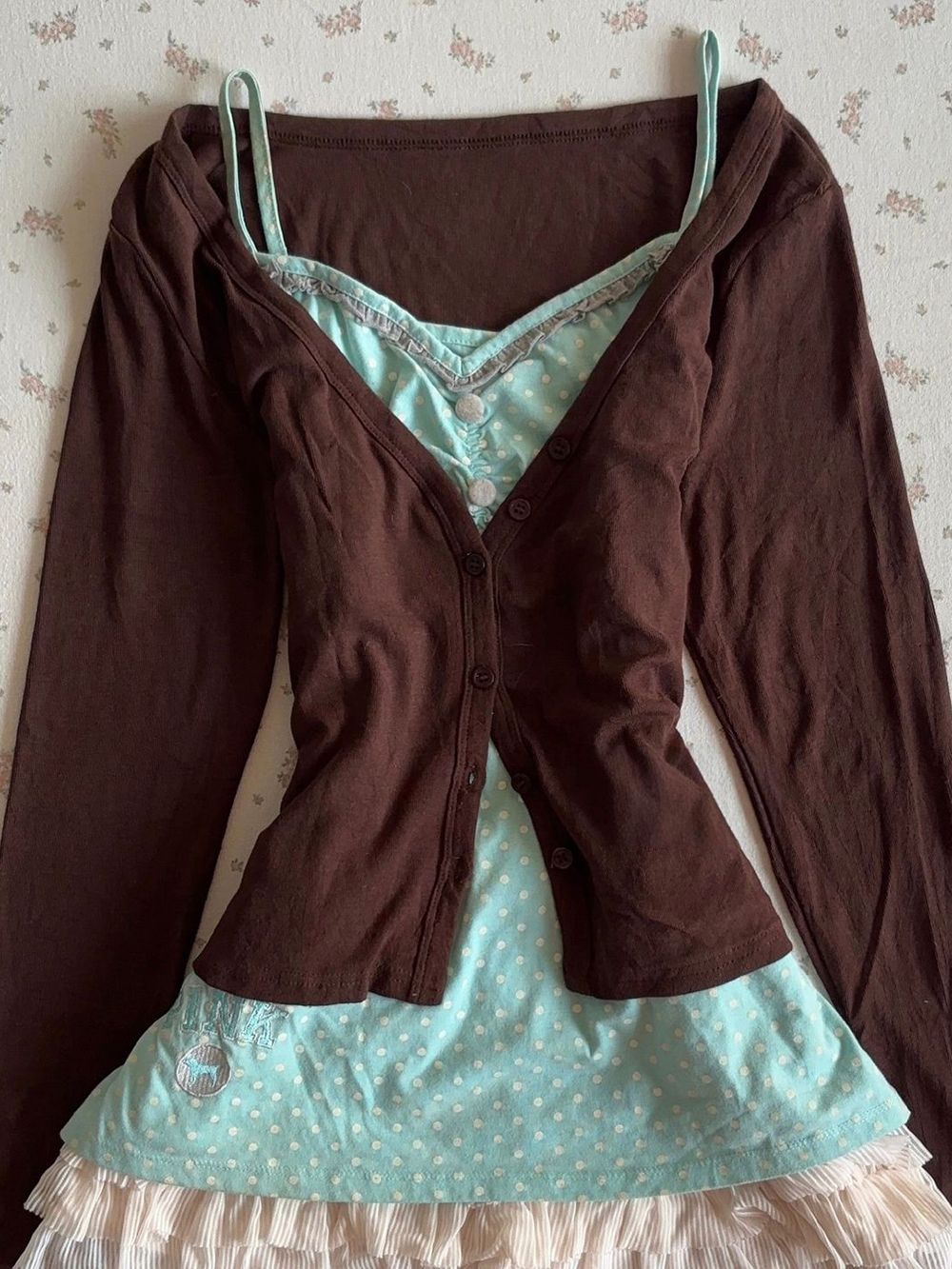 Винтажный комплект в стиле Y2K – обзор и цена Crop Cardigan Vintage