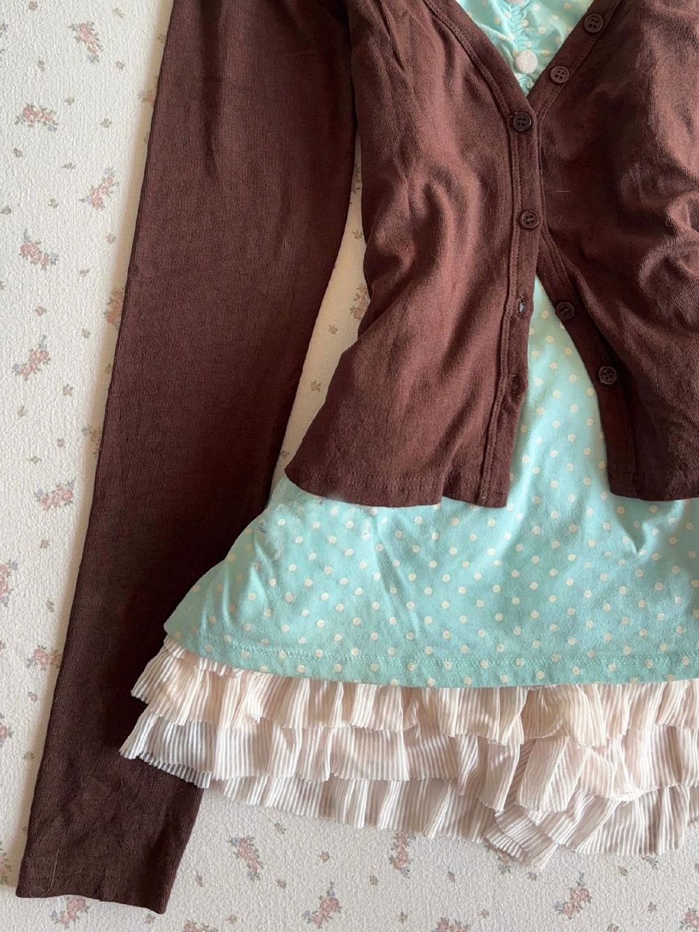 Винтажный комплект в стиле Y2K – обзор и цена Crop Cardigan Vintage